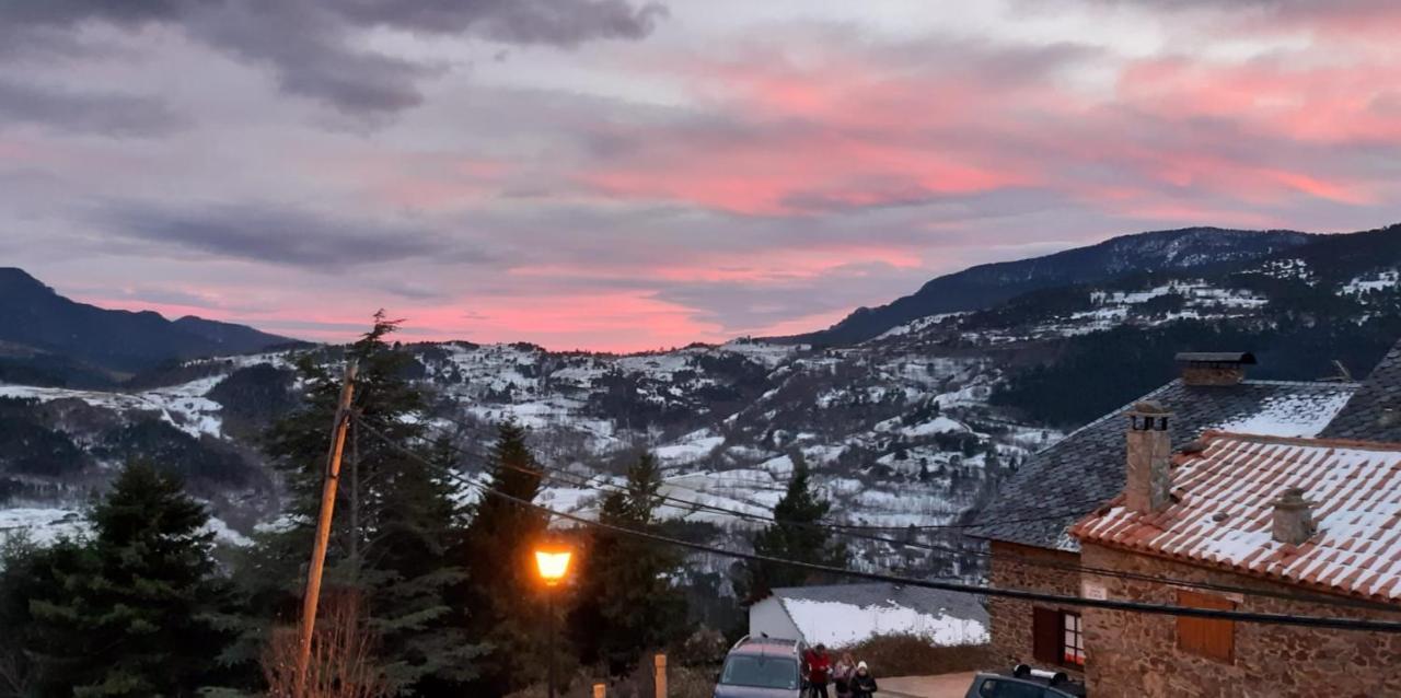 Affittacamere Cal Miquel de Ventolà Esterno foto
